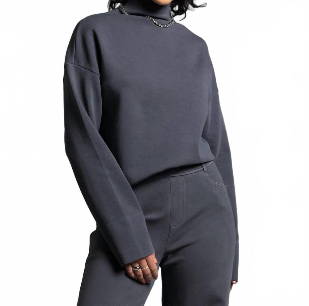NEW WEEKEND LOS ANGELES genevieve mock neck top in gray